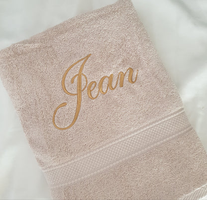 Drap de bain brodé