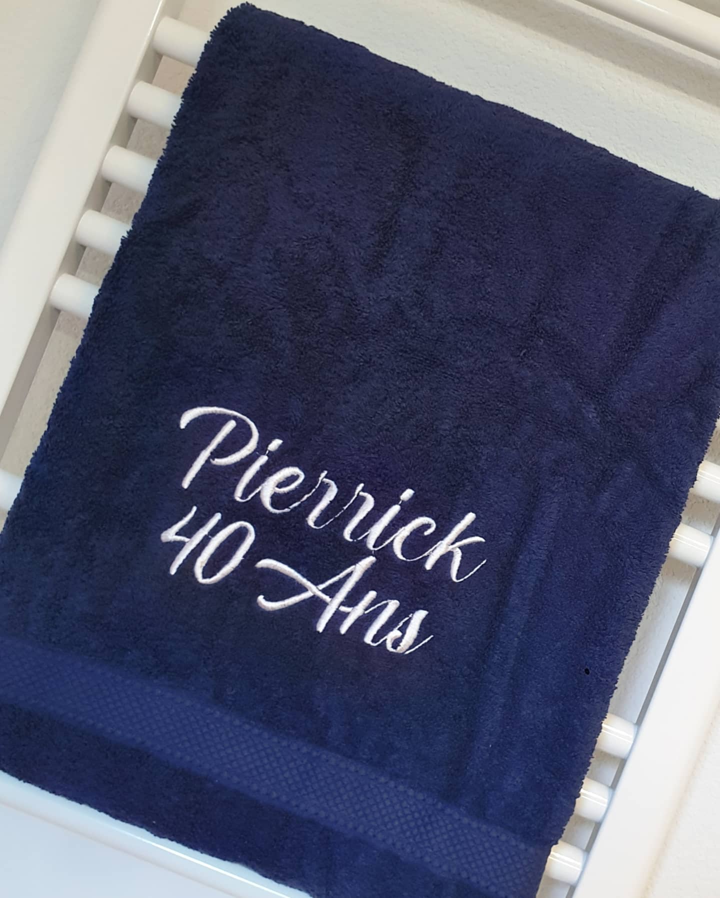 drap de bain personnalisé avec prénom 