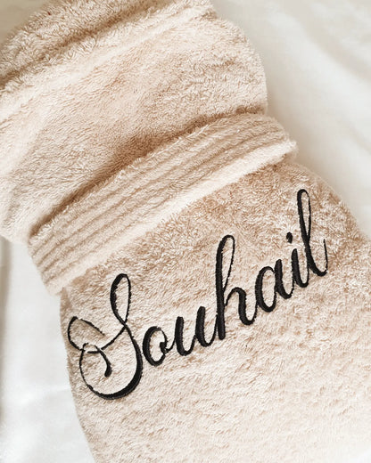 peignoir de bain brodé